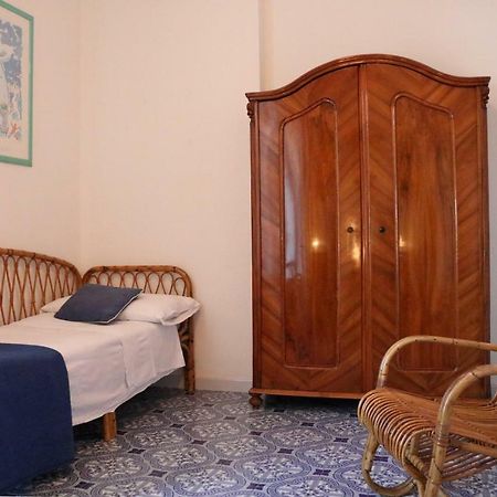 Villa Del Melograno Patti Ngoại thất bức ảnh